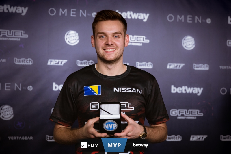 主队略强 主队略强