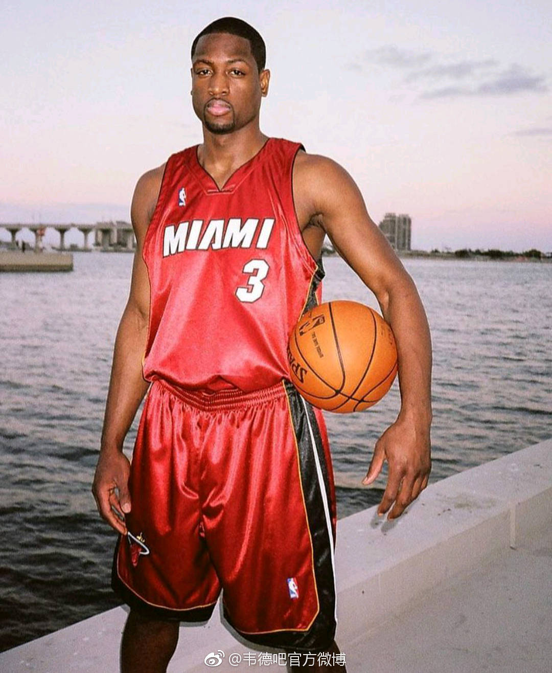 中场结构封 中场结构封